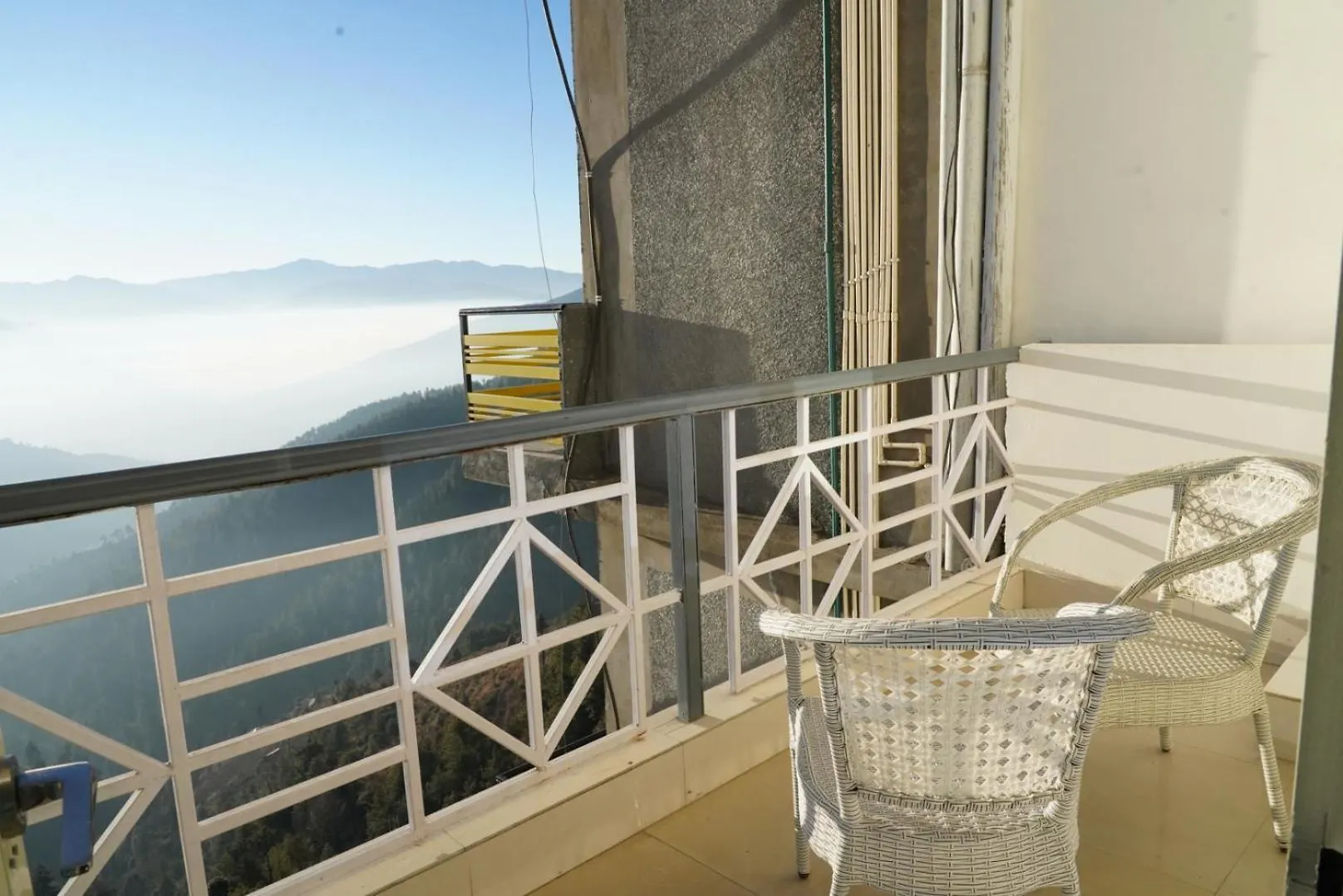 Himalyan Highway Homestay New Kufri Shimla