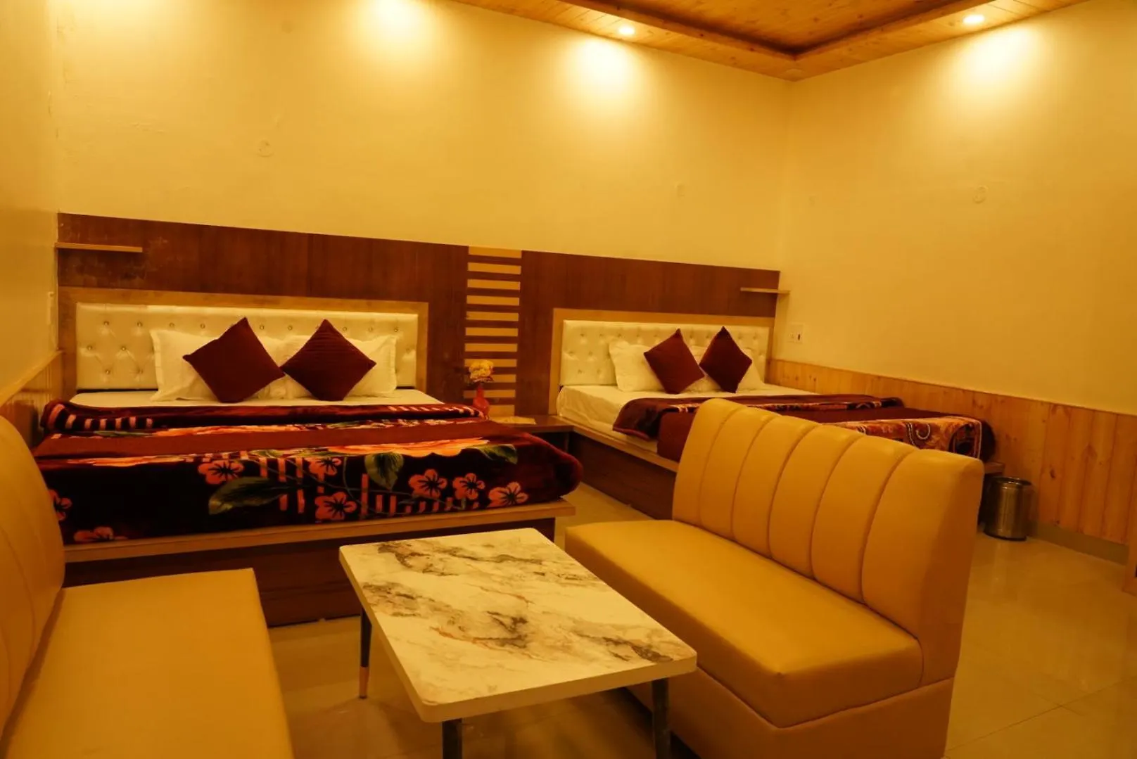 Himalyan Highway Homestay New Kufri Shimla
