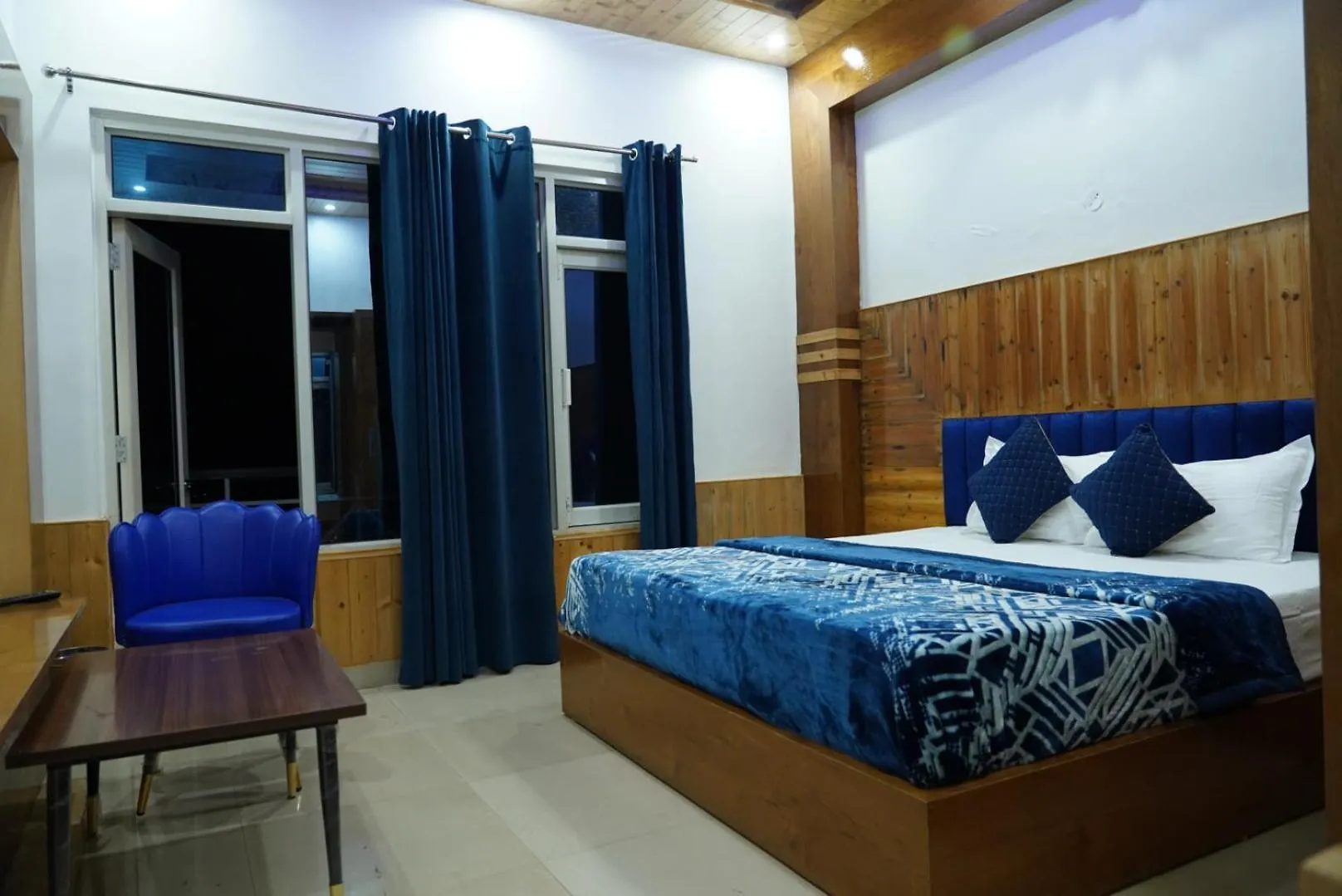 Himalyan Highway Homestay New Kufri Shimla
