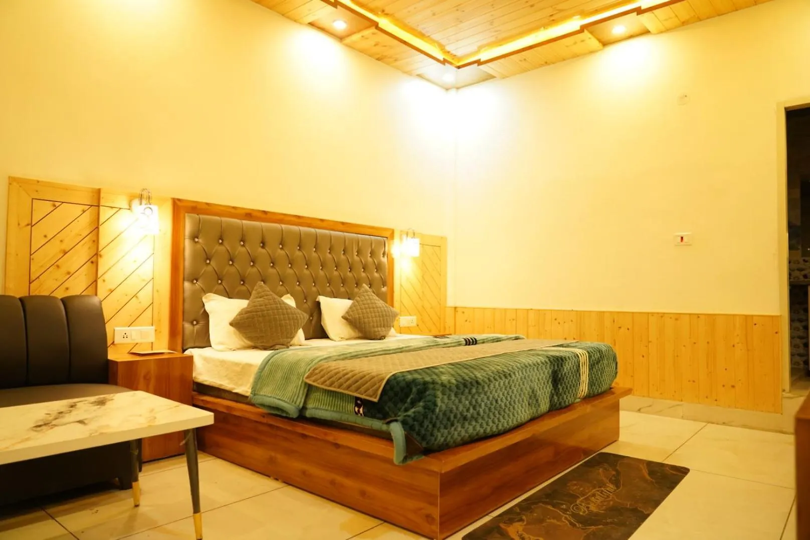 Himalyan Highway Homestay New Kufri Shimla 0*,  India